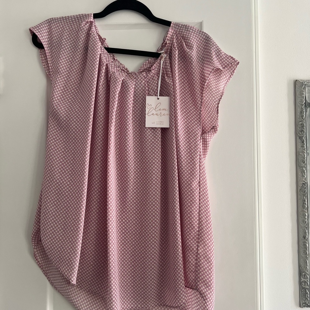 LC Lauren Conrad Pink Geometric Short Sleeve Blouse